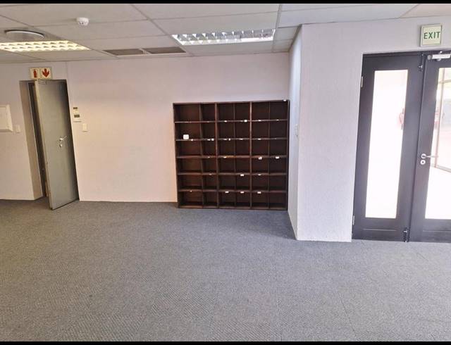 BUSINESS PROPERTY TO RENT IN ROUTE 21 BUSINESS PARK